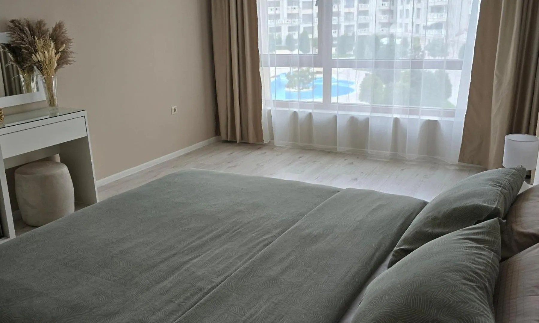 South Bay Apartment - Varna